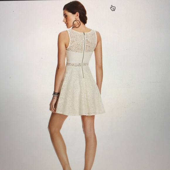 Lace Illusion Dress - Picture 2 of 6